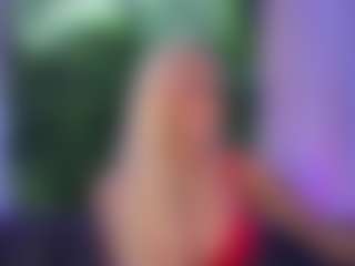 Live cam show with Halia Hill - Kinky on Dolls Live