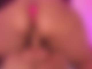 Live cam show with madison-nv - Body Massage on Camsoda