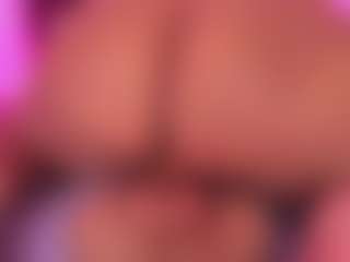 Live cam show with madison-nv - Body Massage on Camsoda