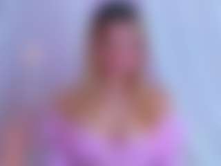 Live cam show with Miilla-Cooper - College Curvy on Camsoda