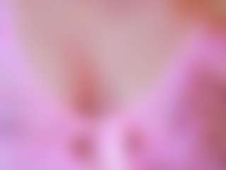 Live cam show with Miilla-Cooper - Deepthroat on friskycurves.com