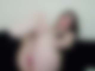 Pretty Audrey's Live Sex Cam Show