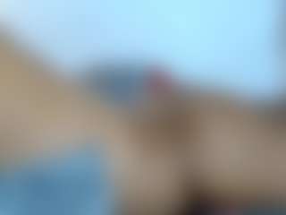 Francihot4's Live Sex Cam Show