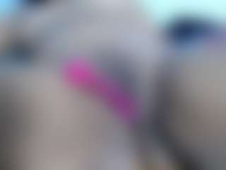 Live cam show with Francihot4 - Double Penetration on testsause.com