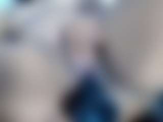 Live cam show with Francihot4 - Gagging on Lustler