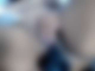Live cam show with Francihot4 - Double Penetration on boobsie.com