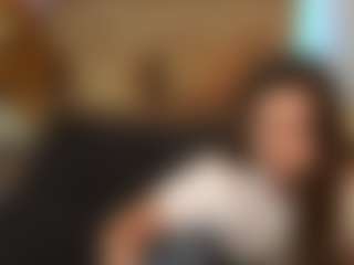MagicPeachs's Live Sex Cam Show