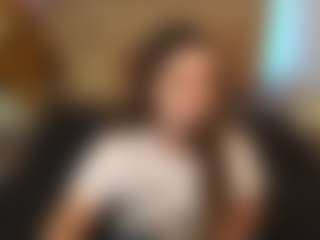 MagicPeachs's Live Sex Cam Show