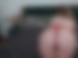 MagicPeachs's Live Sex Cam Show