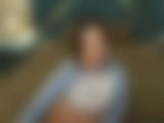 MagicPeachs's Live Sex Cam Show