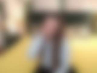 MagicPeachs's Live Sex Cam Show