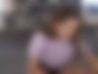 MagicPeachs's Live Sex Cam Show