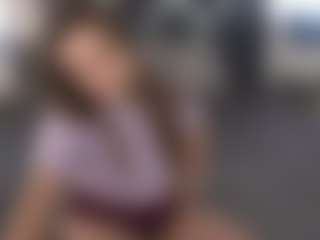 MagicPeachs's Live Sex Cam Show