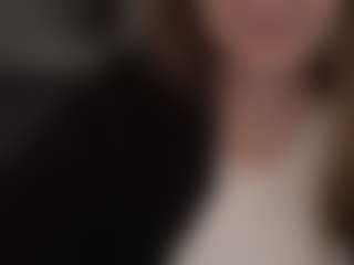 MagicPeachs's Live Sex Cam Show