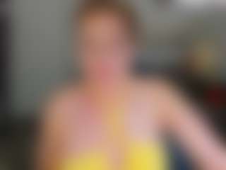 Live cam show with EmilyMidlton - Thong on CSO-WL