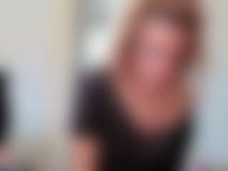 Live cam show with therealemily34 - Sexy on xplaylive.com