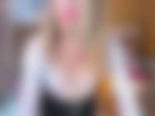 Live cam show with CATIAJONES - Muscle on instabang