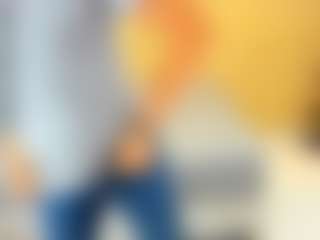 Live cam show with CATIAJONES - Small Ass on Livezox
