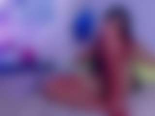 Live cam show with NIKKY - Brown Eyes on madthumbs