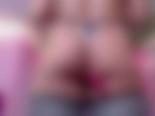 Spettacolo in cam dal vivo con NIKKY - Ejaculation su Camsoda