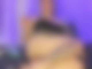 Live cam show with Sammy-Saenz - Cumshot on boobsie.com