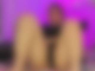 Live cam show with Sammy-Saenz - HD on Camsoda