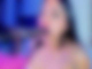 Live cam show with Sofia-riot1 - Gag on Camsoda