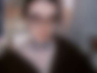 Live cam show with dixipixi - Glasses on dropp.cam