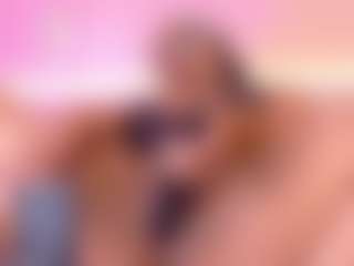 esmeralda-bigbotty's Live Sex Cam Show