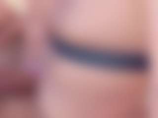esmeralda-bigbotty's Live Sex Cam Show