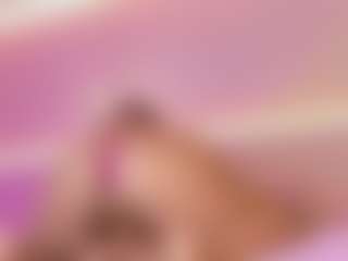esmeralda-bigbotty's Live Sex Cam Show