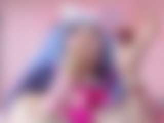 Live cam show with NEZUKO-MITSURI - Skinny on Gym Cam Girls