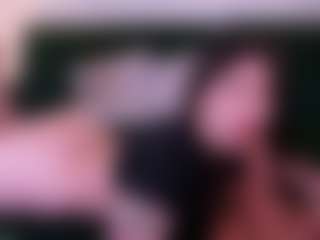 zoe-cruz21's Live Sex Cam Show