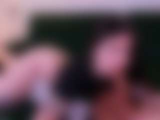 zoe-cruz21's Live Sex Cam Show