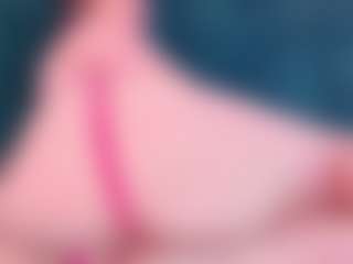 Live cam show with AgathaLynx - Riding on alttransgirls