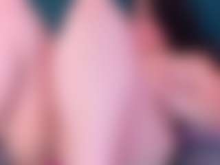 Live cam show with AgathaLynx - Riding on Dolls Live