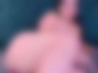 Live cam show with AgathaLynx - Riding on Camsoda
