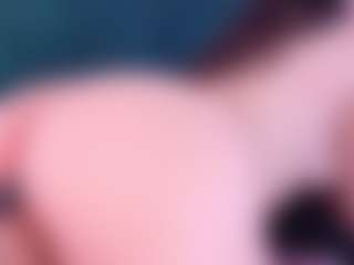 Live cam show with AgathaLynx - College on AdultVida.com