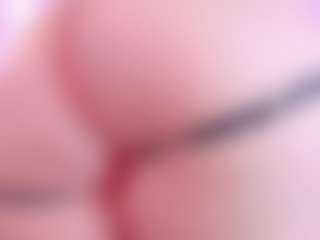 Live cam show with AgathaLynx - Riding on xxxlivecams.org
