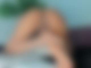 Live cam show with Hellen-Sky - Ebony on Camsoda | colombia