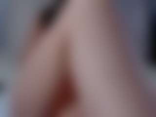 Live cam show with KathaSquirt - Athletic on liverealitysex.com