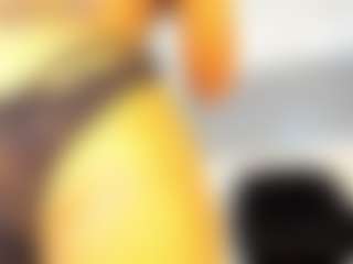 Live cam show with MarleyLuna - Shower on parknlotfishbdy
