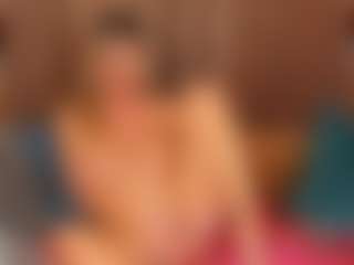 Live cam show with LexyLuvx - Middle Aged on Milfs Live