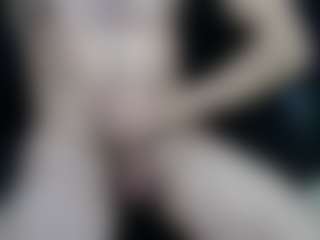 holdmycock16's Live Sex Cam Show