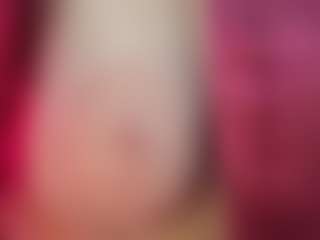 Live cam show with YanaMay - Solo on madthumbs