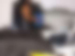 Live cam show with Assiology - Facial Piercings on sexylive.show