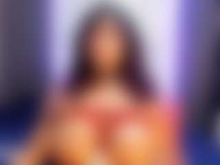 Live cam show with Camille Bennet - Badbitch on CamSodaAdn