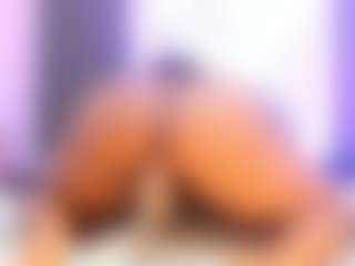 Live cam show with Camille Bennet - Badbitch on xDating