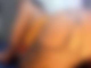 Live cam show with Camille Bennet - Wild on Camming Site