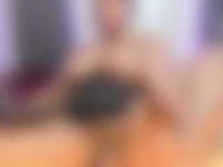 Live cam show with Camille Bennet - Machine on Dolls Live